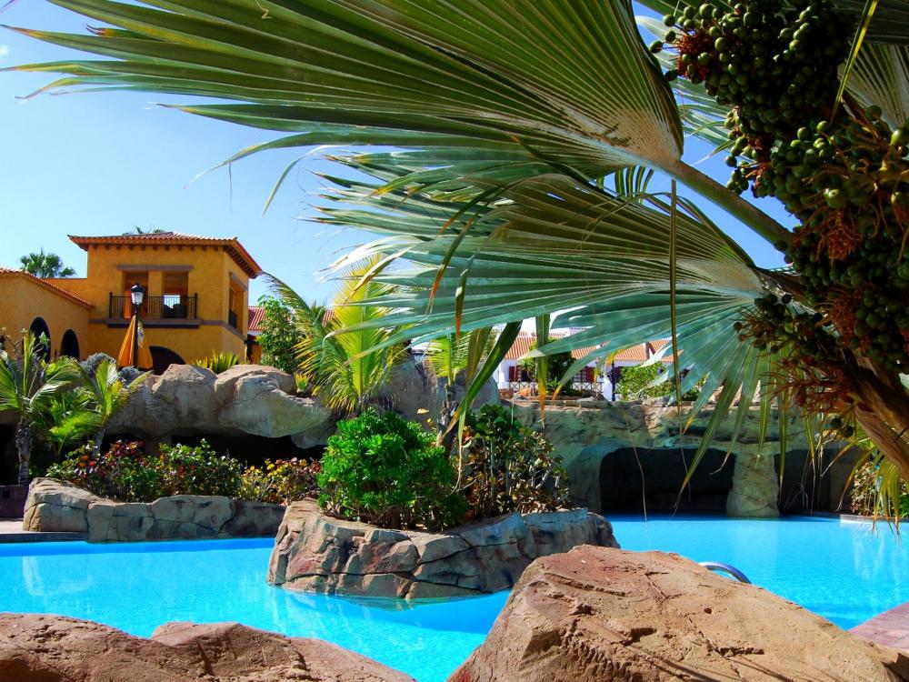 Poolen på Hotell Villa Cortes, Playa de Las Américas Teneriffa