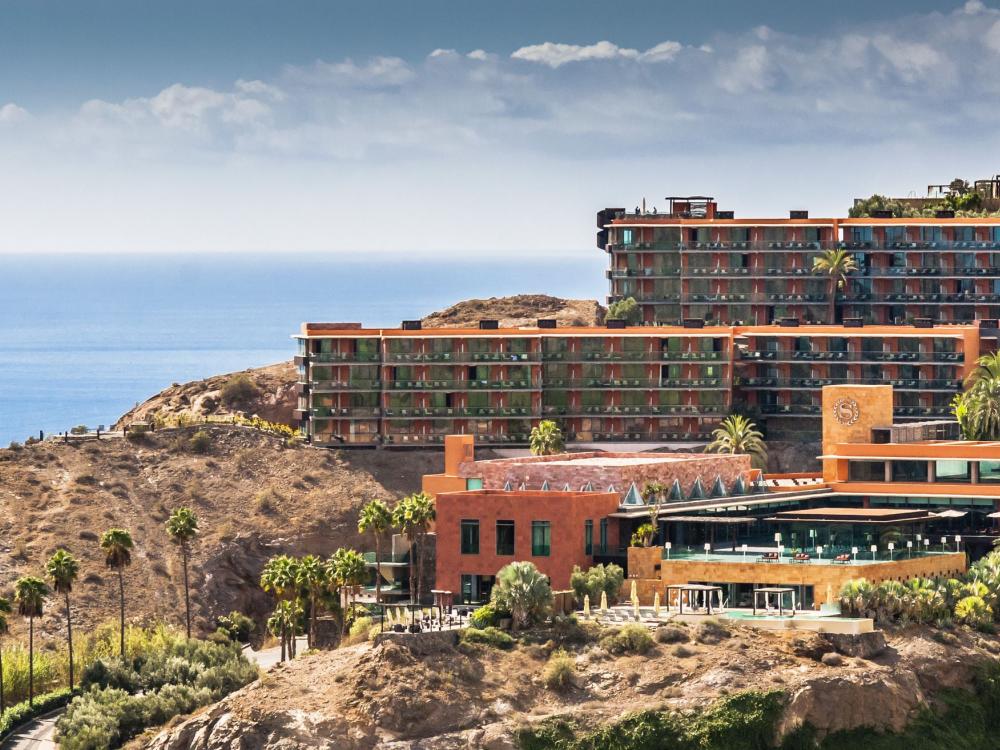 Hotell Sheraton Gran Canaria Salobre Golf Resort: Unikt läge i bergen – för golfälskaren