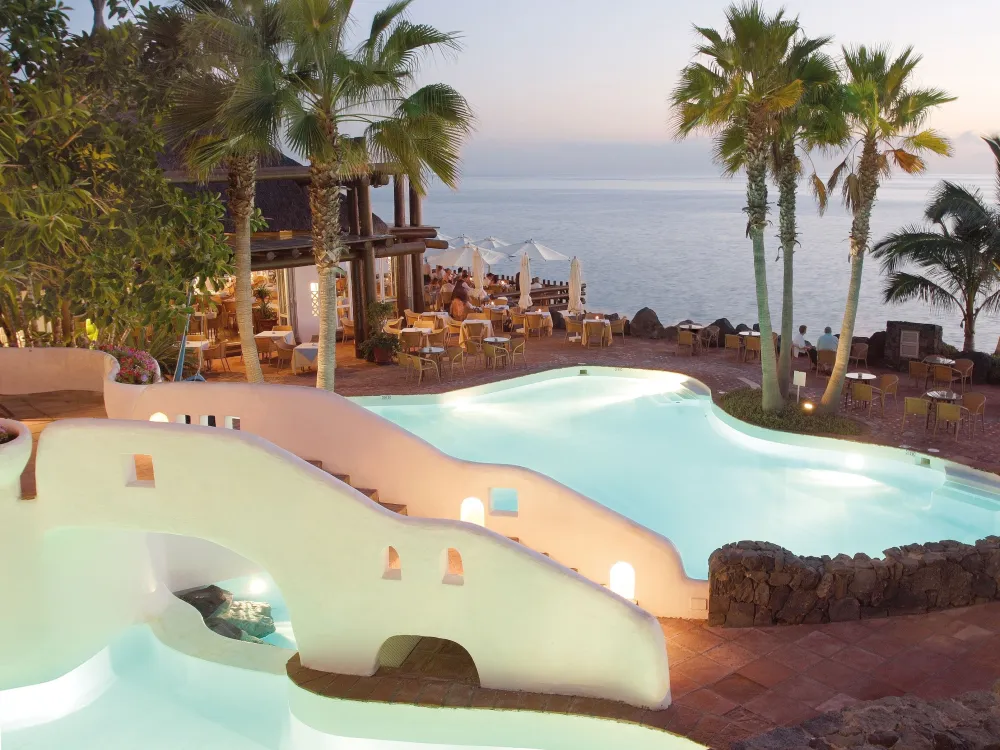 Hotell Jardin Tropical: Beach club & subtropisk trädgård – nära till allt!