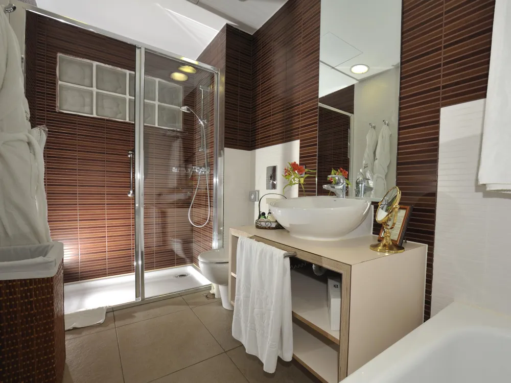 Badrum superior Hotell Colon Guanahany, Playa de las Americas Teneriffa