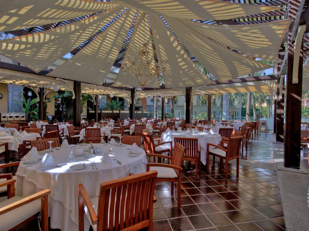 Restaurang på Hotell Lopesan Costa Meloneras Resort, Spa & Casino, Meloneras Gran Canaria
