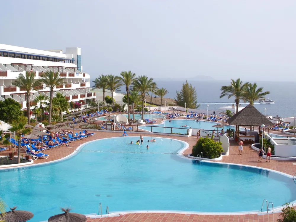 Pool på Hotell Sandos Papagayo Beach Resort, Playa Blanca Lanzarote