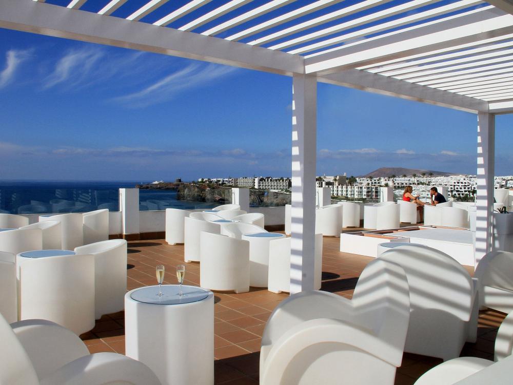 Utsikt från terass på Hotell Sandos Papagayo Beach Resort, Playa Blanca Lanzarote