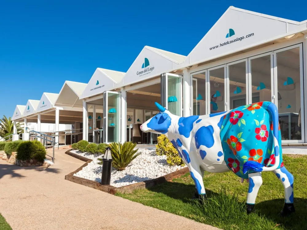 Exteriör Hotell Casas Del Lago & Beach Club, Cala'n Bosch Menorca