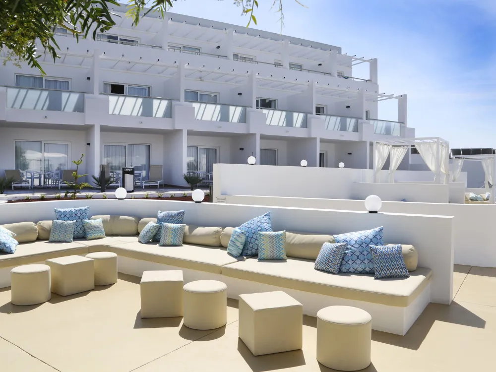 Exteriör på Hotell Lanzarote Aequora Suites, Puerto del Carmen