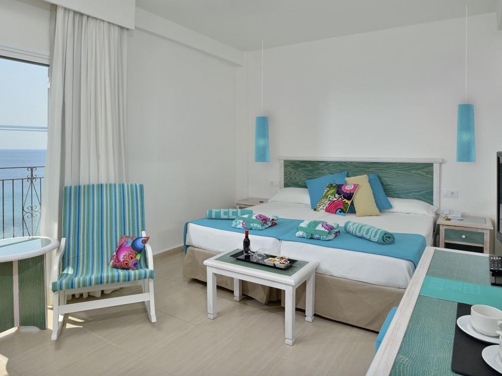 Superior rum på Hotell Sol Beach House, Santo Tomas Menorca