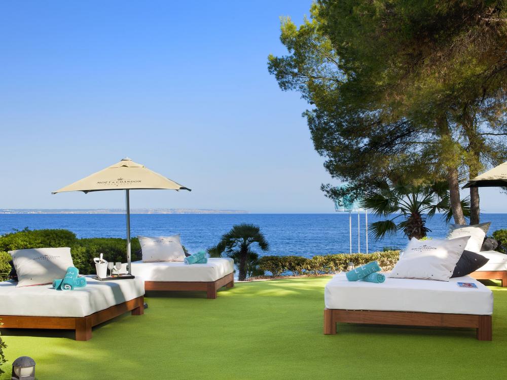 Balisolsängar på Hotell Gran Melia de Mar, Illetas Mallorca