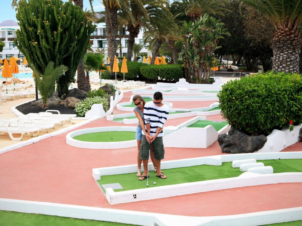 Minigolf på Hotell H10 Lanzarote Princess, Playa Blanca Lanzarote