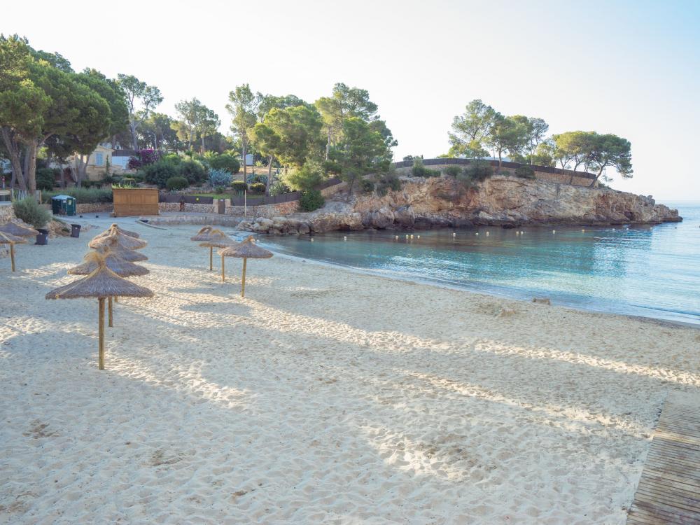 Stranden vid Iberostar Grand Hotel Portals Nous, Mallorca