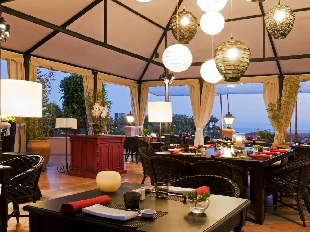 Gran Hotel Bahía del Duque Resort: Flärdfull lyx för livsnjutaren
