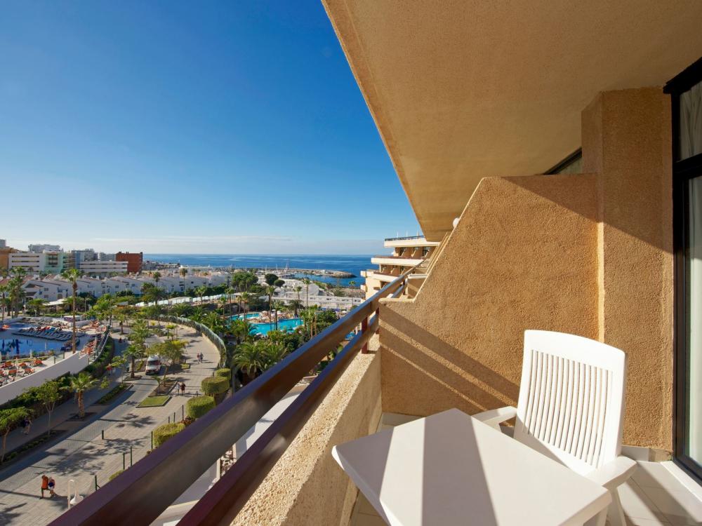 Utsikt från rum, Iberostar Torviscas Playa, Adeje, Teneriffa, Signaturresor